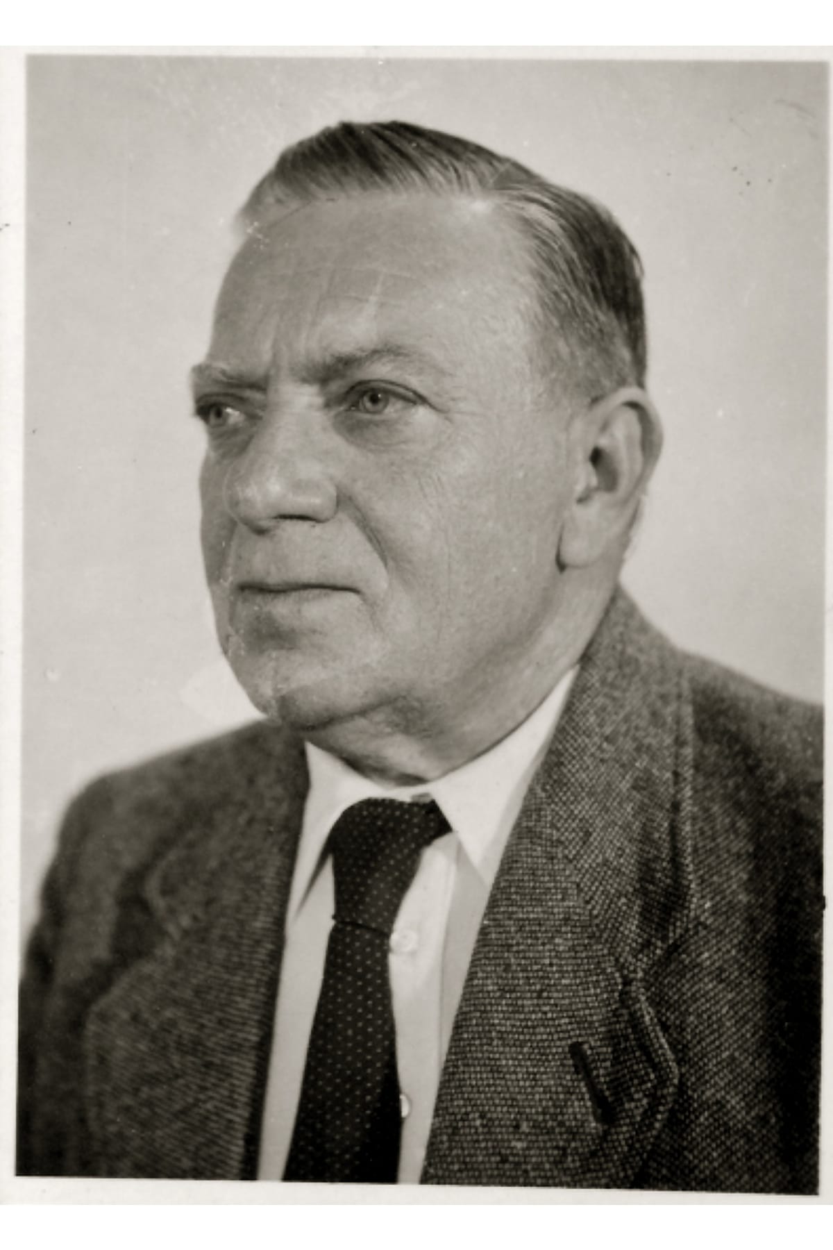 Der Enkelsprung: Fotografenmeister Karl Polzer, Stuttgart 1954